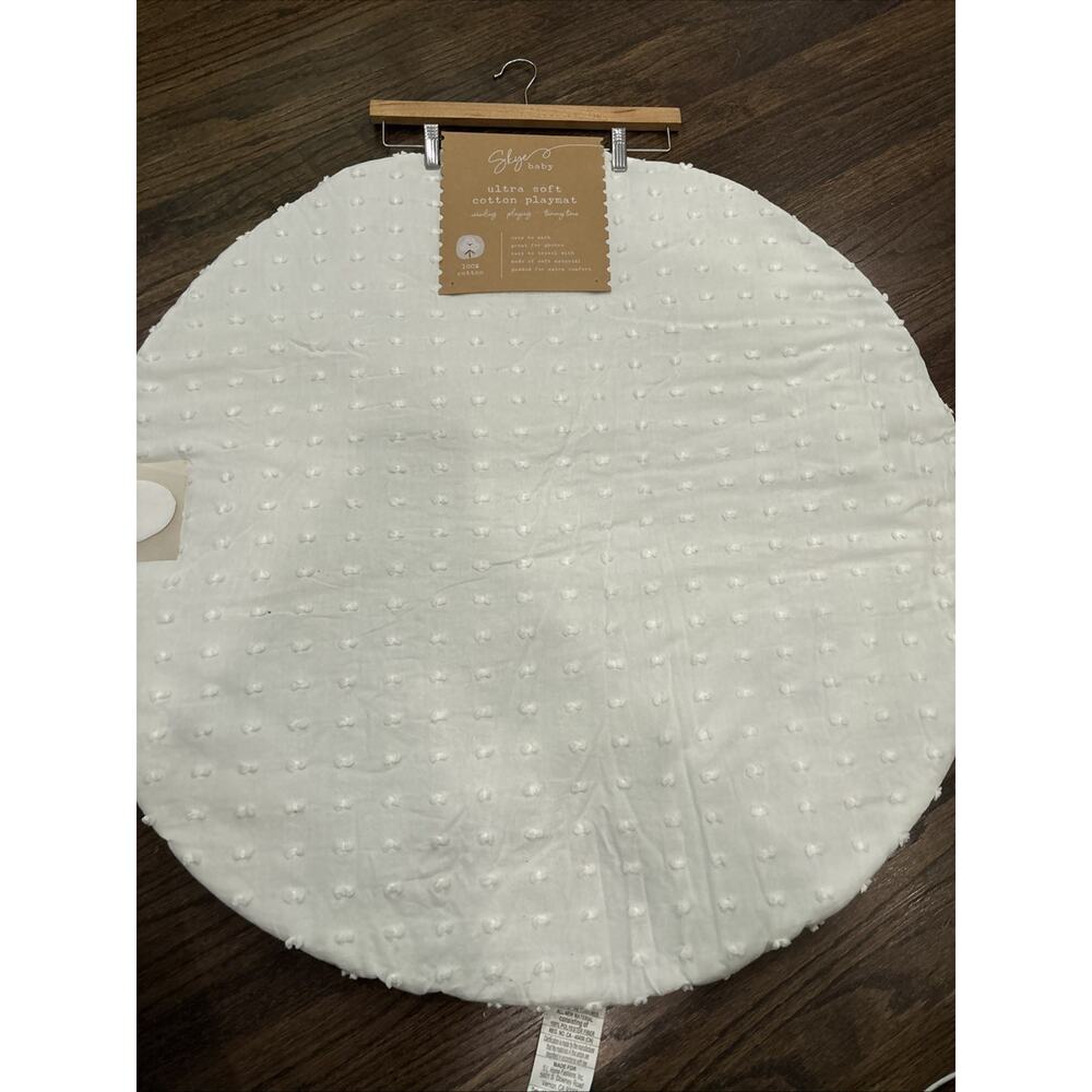 Skye Baby Ultra Soft Cotton Baby Playmat. White. NEW